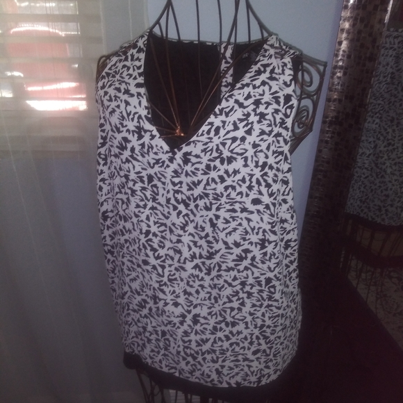 Jones New York blk/White Ladies blouse - Picture 1 of 3